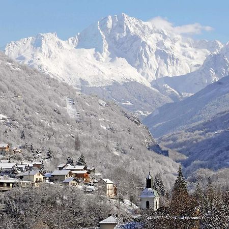 Joli Appartement Renove Avec Terrasse Brides-les-Bains Buitenkant foto