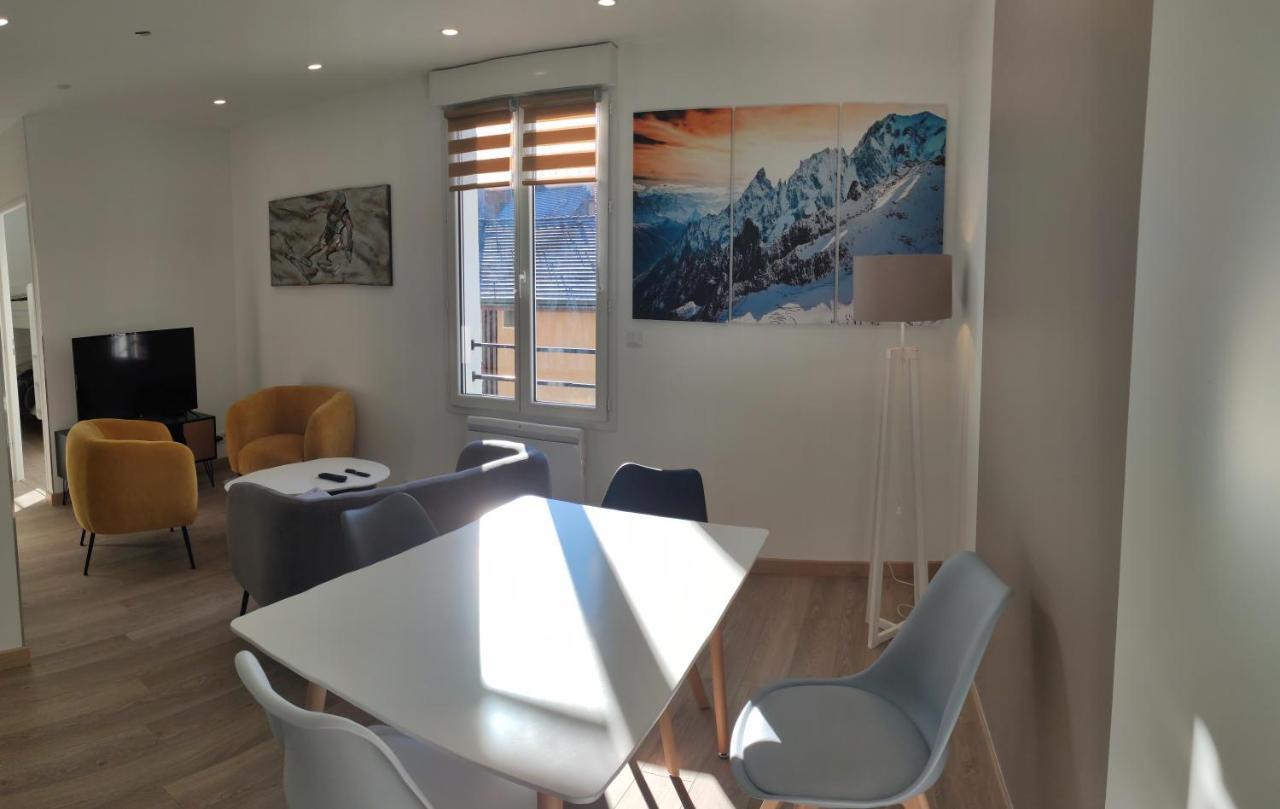 Joli Appartement Renove Avec Terrasse Brides-les-Bains Buitenkant foto