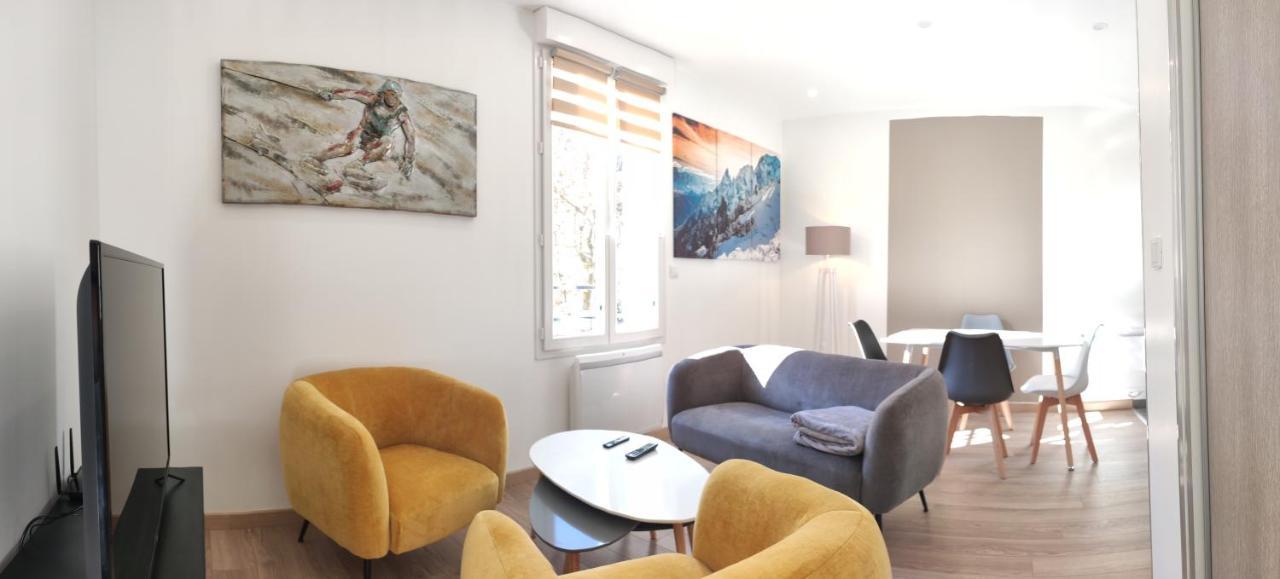 Joli Appartement Renove Avec Terrasse Brides-les-Bains Buitenkant foto